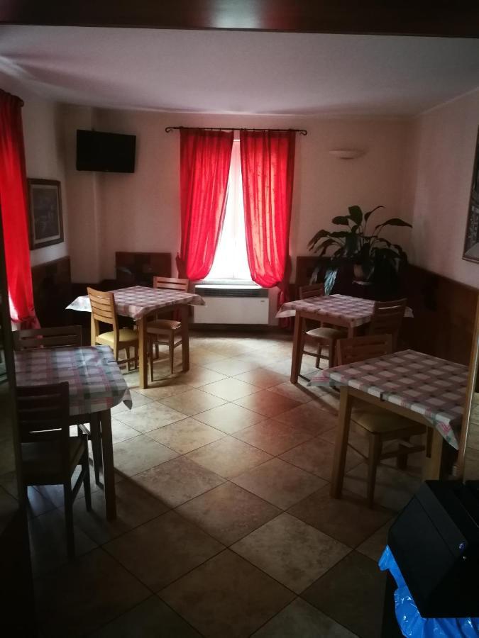 Albergo Della Stazione Cairo Montenotte Exterior photo